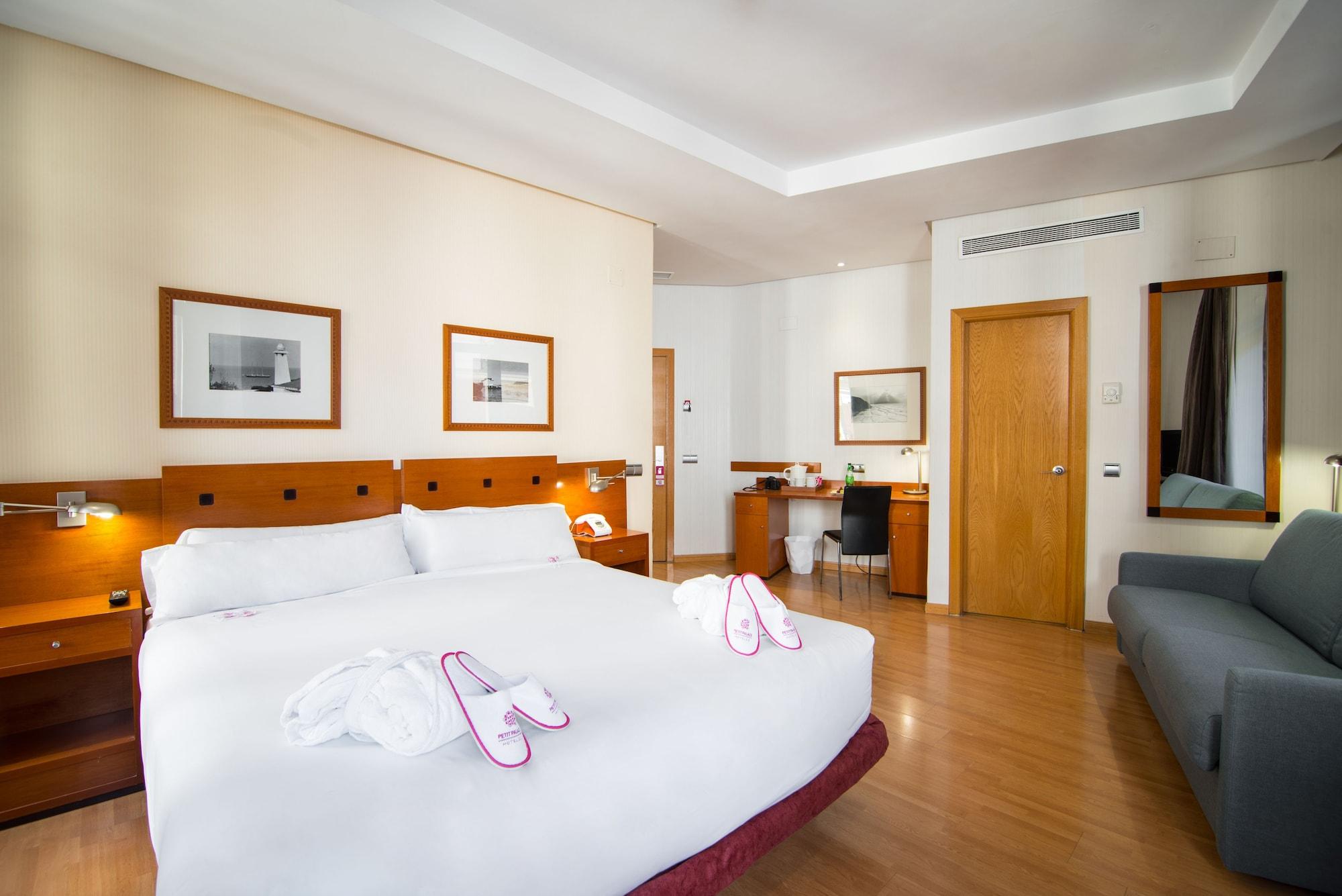 Petit Palace Preciados Madrid Luaran gambar