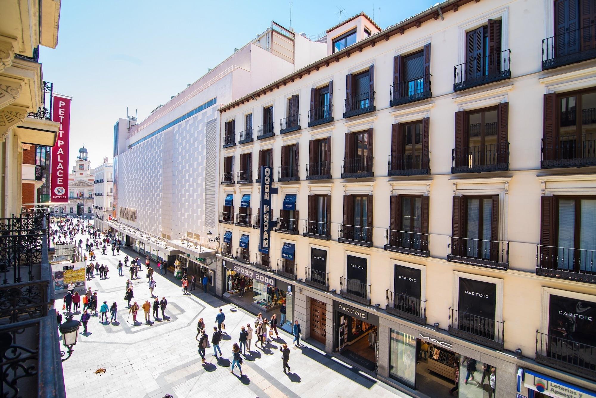 Petit Palace Preciados Madrid Luaran gambar